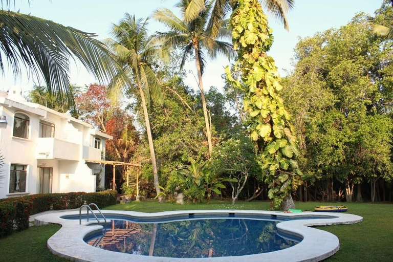 Pool 2, Casa Coral, Manzanillo