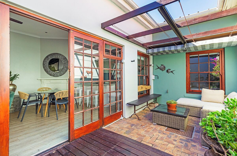 Others 5, Vesperdene Mews 2, City of Cape Town