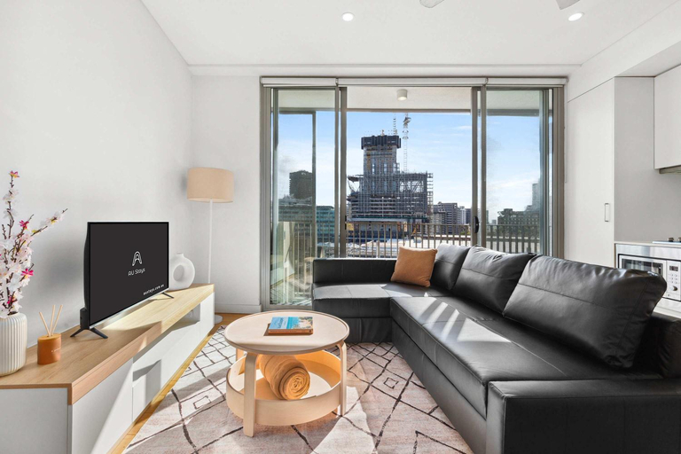 Others 5, Central peaceful 1 bedroom with balcony & aircon, Sydney