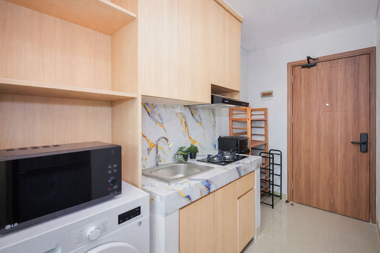 Private kitchen 4, Neat Studio For 2 Pax At B Residence Grogol, Jakarta Barat