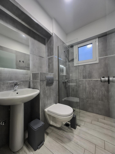 Bathroom 3, Casa Di Mare II, Central Macedonia