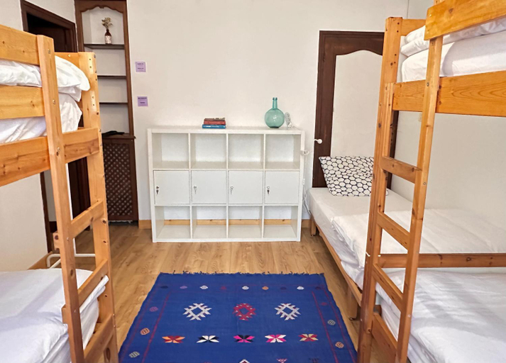 Bedroom 2, Yacumama Guesthouse, Landes