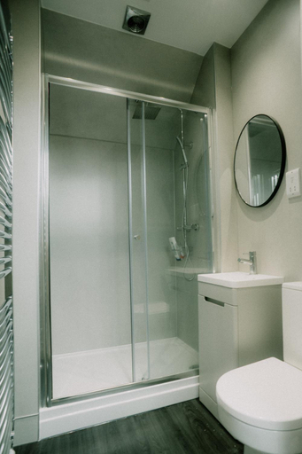 Bathroom 3, Woodgrove Holiday Homes, Inverness, Highland