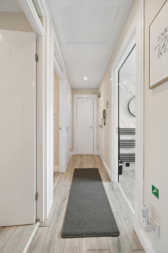 Others 3, Castle Gait Apartment, Renfrewshire