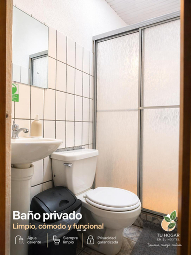 Bathroom 3, Alpha Arenal, San Carlos
