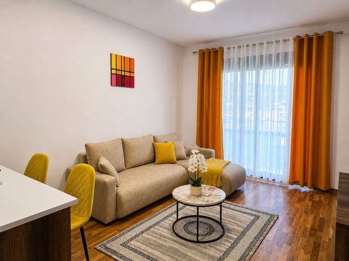 Room 2, Aura Apartments