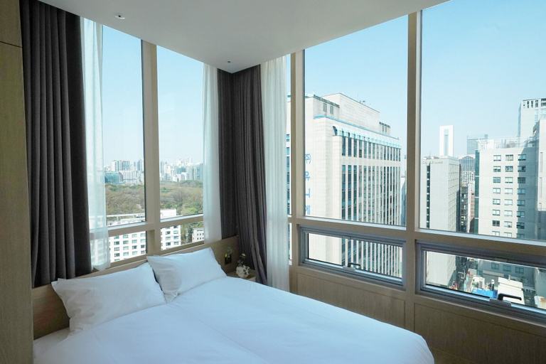 Room 3, UH Suite The Seolleung, Gangnam