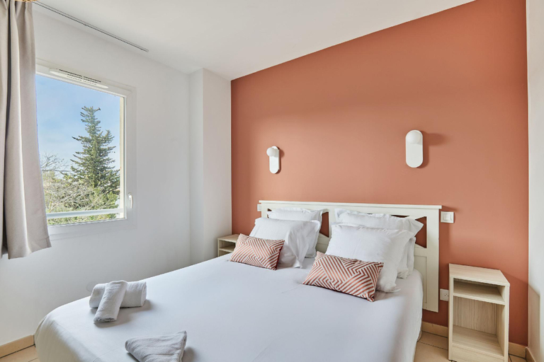 Bedroom 2, Residence Odalys Le Mas des Flamants, Gard