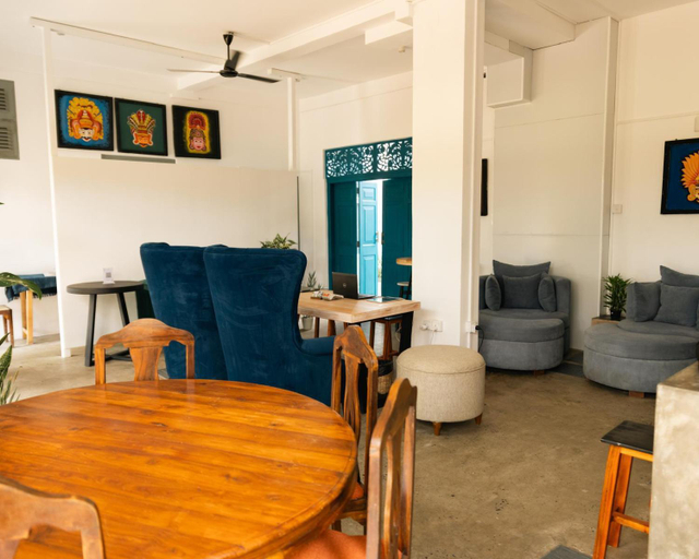Food & Drinks 5, Angam Villas Colombo, Sri Jayawardanapura Kotte