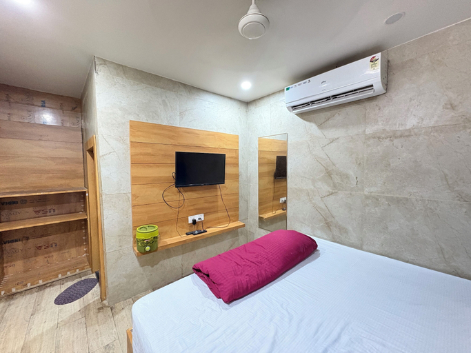 Room 2, Nenumal Ajmer Nala Bazar Rd, Ajmer