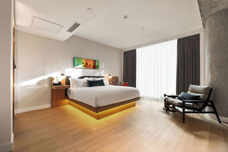 Room 3, Arden Hotel, Greater Vancouver