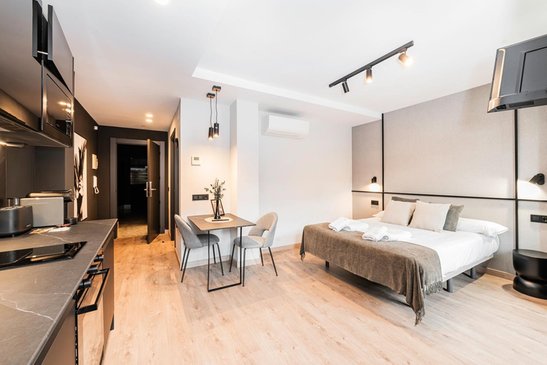 Bedroom 2, Ando apartments, Salamanca