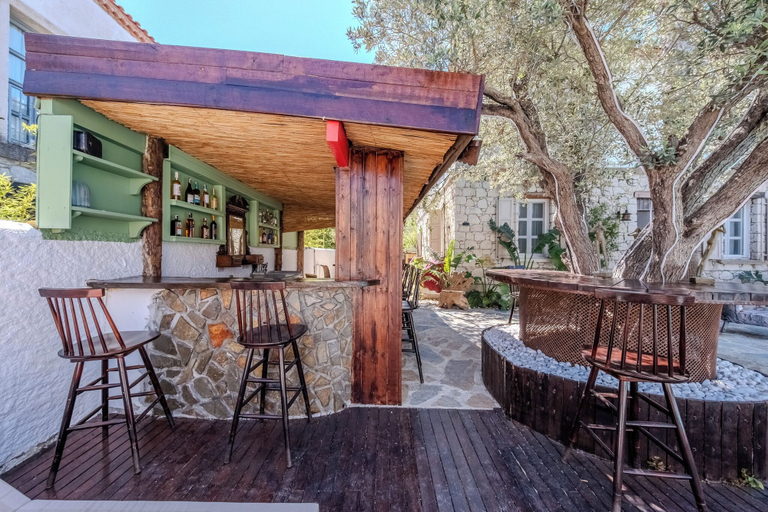 Bar (on property) 2, B House Alaçatı, Çeşme