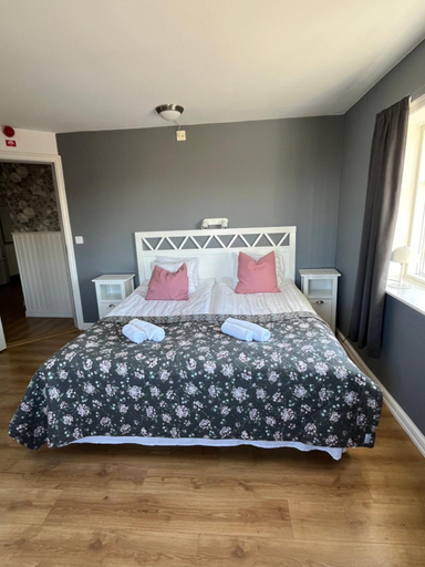 Bedroom 2, Kaptenshuset B&B och Hotell, Simrishamn