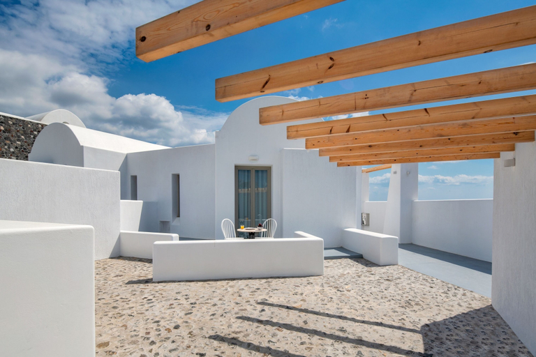 Terrace/patio 4, Villa - Sleeps 3 - Private Pool-parking, South Aegean