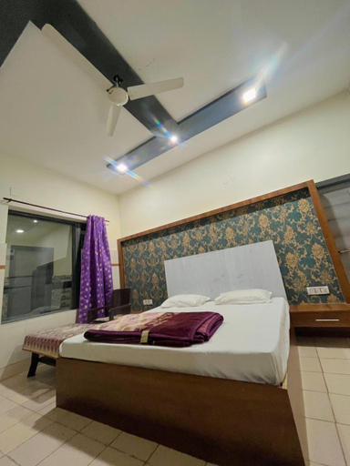 Bedroom 2, Hotel JCM Chintpurni, Una