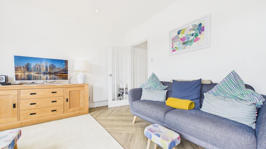 Bedroom 3, Footsteps - 2 Bedroom Apartment - Saundersfoot, Pembrokeshire