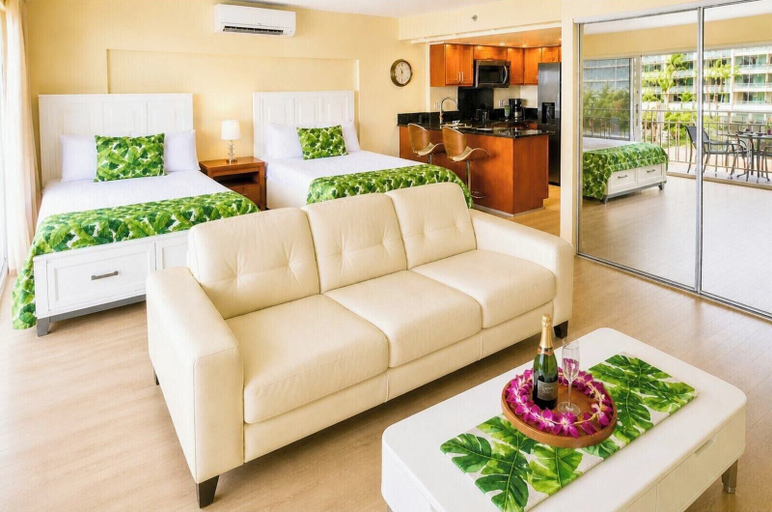 Living room 4, Ilikai Hotel & Luxury Suites by KBM, Honolulu