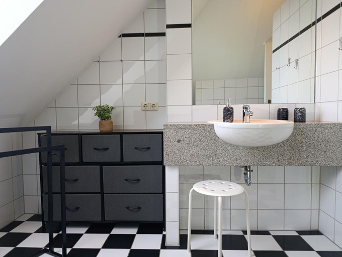 Bathroom 5, Haus Meeresblick WM107, Rostock