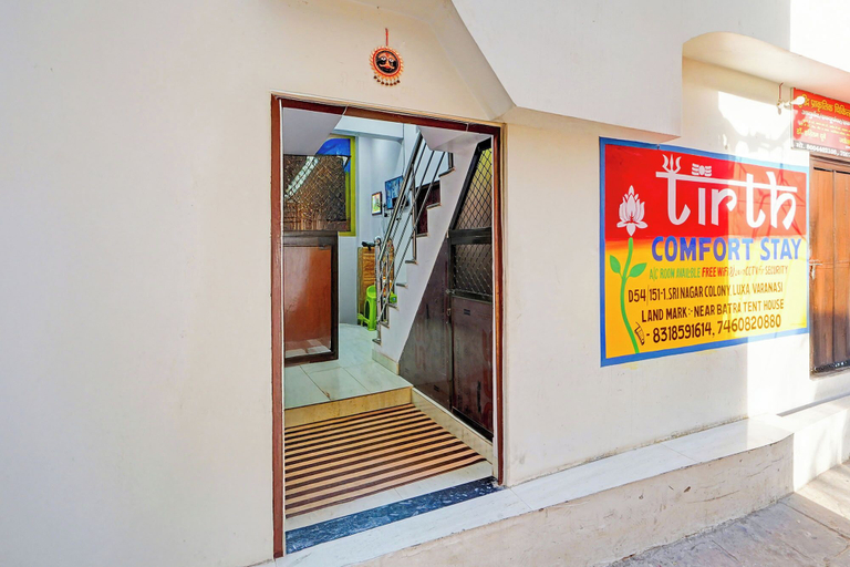 Property entrance 5, FabHotel Tirth Comfort Stays - 800M From Kashi Vishwanath Temple, Varanasi