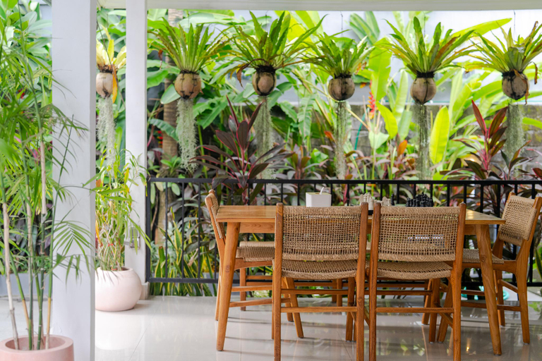 Food & Drinks, Canggu Surf Paradise by Pertama Stay, Badung