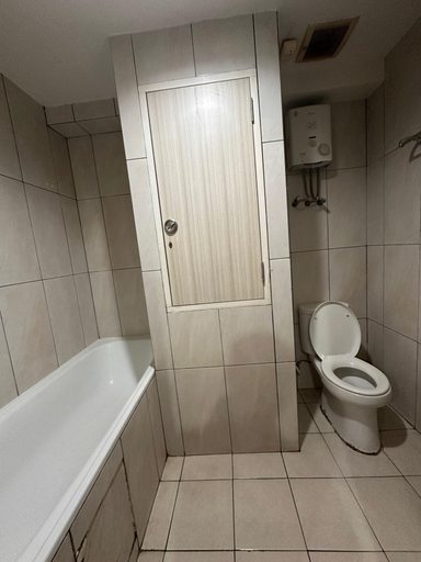 Bathroom, Transprak Cibubur By Owner Room, Depok