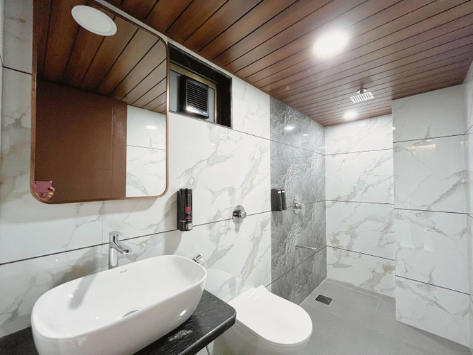 Bathroom 5, MBG BANQUET AND RESIDENCY, Thane
