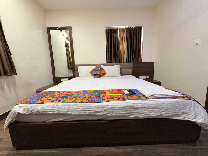 Room 2, Collection Kolkata Town Formerly Astoria, South 24 Parganas
