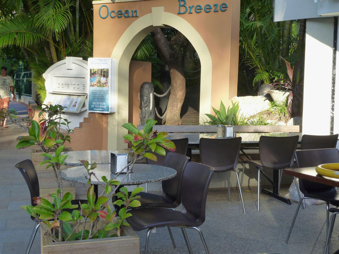 Food & Drinks 4, Ocean Breeze Resort Noosa, Noosa - Noosa-Noosaville