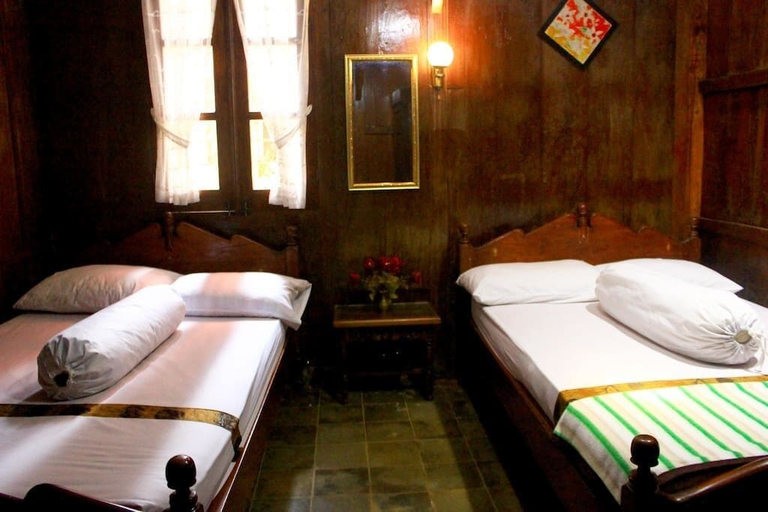 Room 5, Joglo Mbah Guru Homestay, Semarang
