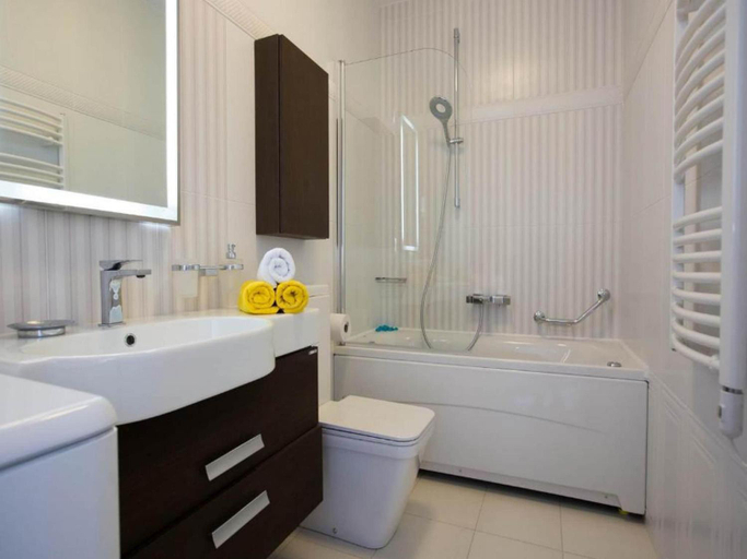 Bathroom 2, B Apartments - Two Bedroom Apartment with Balcony, Dubrovnik