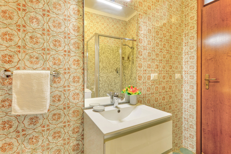 Bathroom 5, Casa Miraflores -sanremo Parking Wifi A/C, Imperia