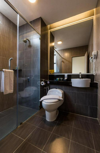 Bathroom 5, Sunway Lost World Hotel, Kinta
