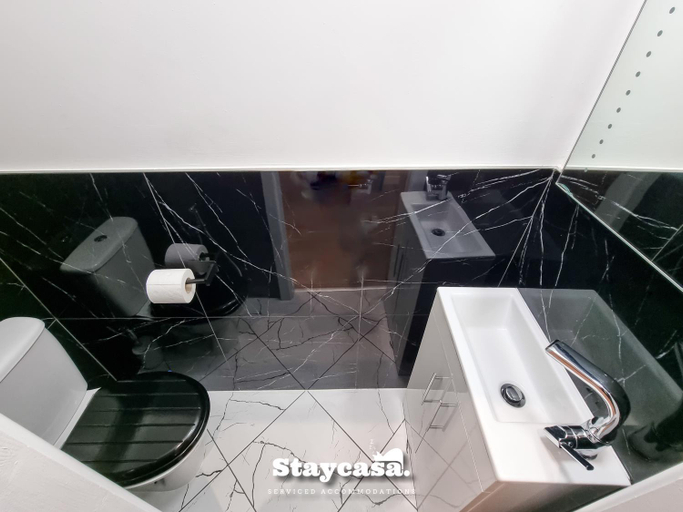 Bathroom 2, Clarence Co-Living - Private Room Self-Cater, Manchester