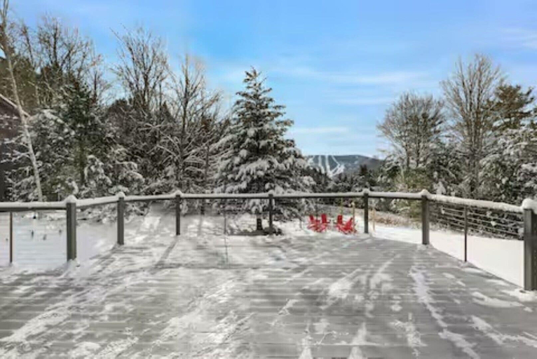 Property grounds 4, Red Feather Lodge, Greene