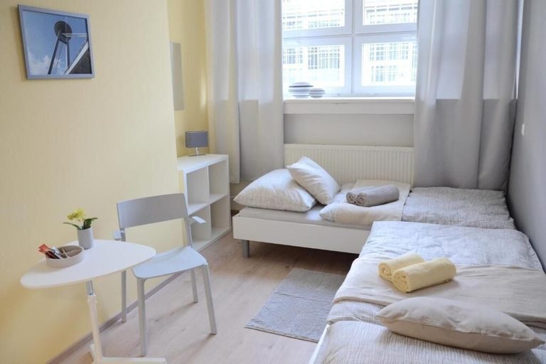 Room 3, Hostel Bratislava, Bratislava II