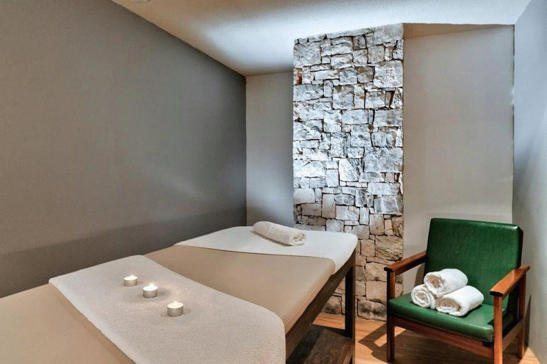 Bedroom 3, Palmariva Beach Hotel, Central Greece
