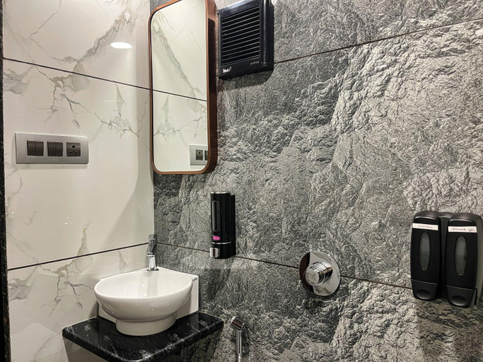Bathroom 3, MBG BANQUET AND RESIDENCY, Thane