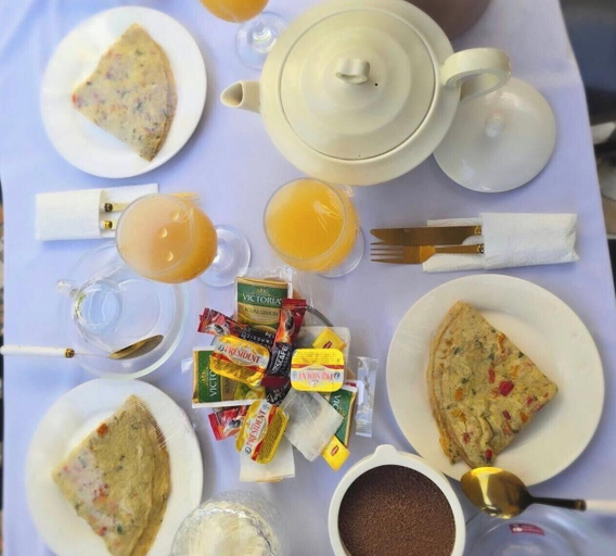 Food & Drinks 4, ASVA BEACH RESORT, Grand-Popo