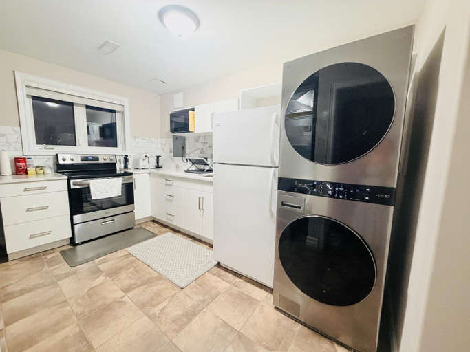 Others 4, Modern 2BR Basement appartment, Essex