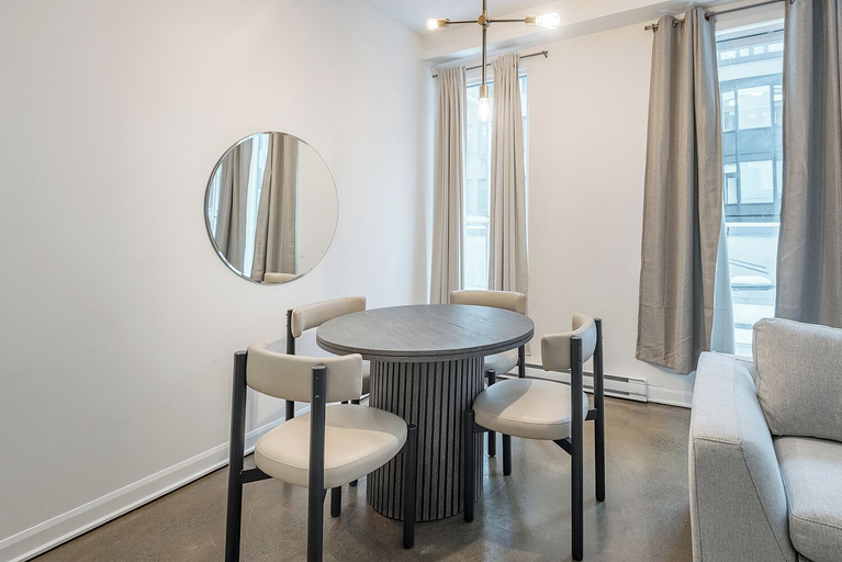 Dining 2, LE PENNY LANE PAR DOJOSTAYS, Montréal