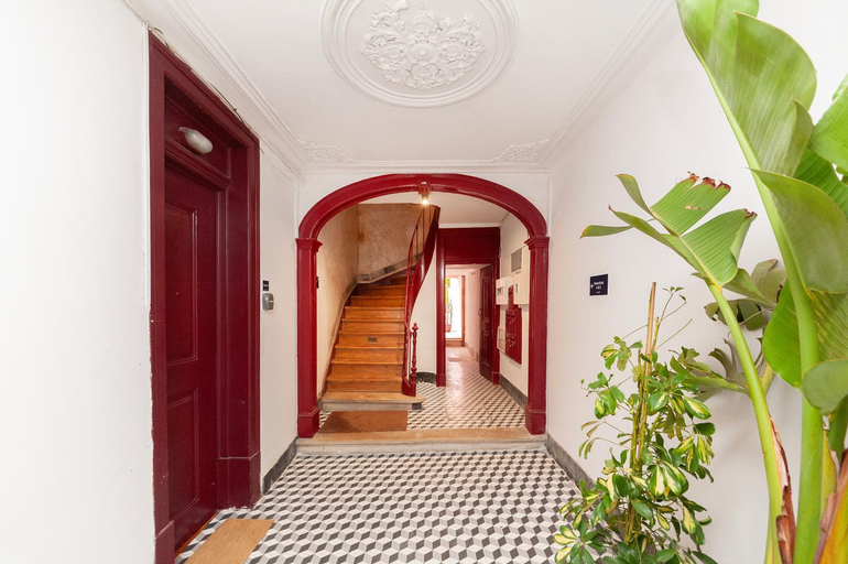 2, Amoreiras Garden - Cheese & Wine Apartments, Lisbon