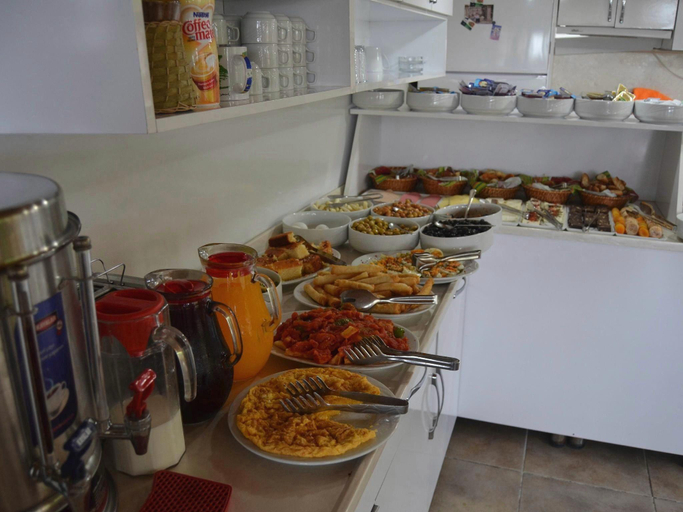 Food & Drinks 5, Tulip House, Fatih
