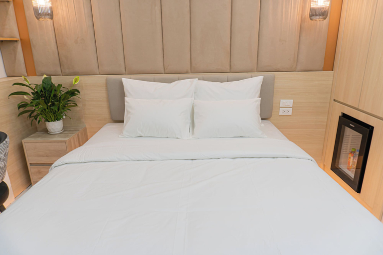 Room 5, A89 West Lake Hotel, Tây Hồ