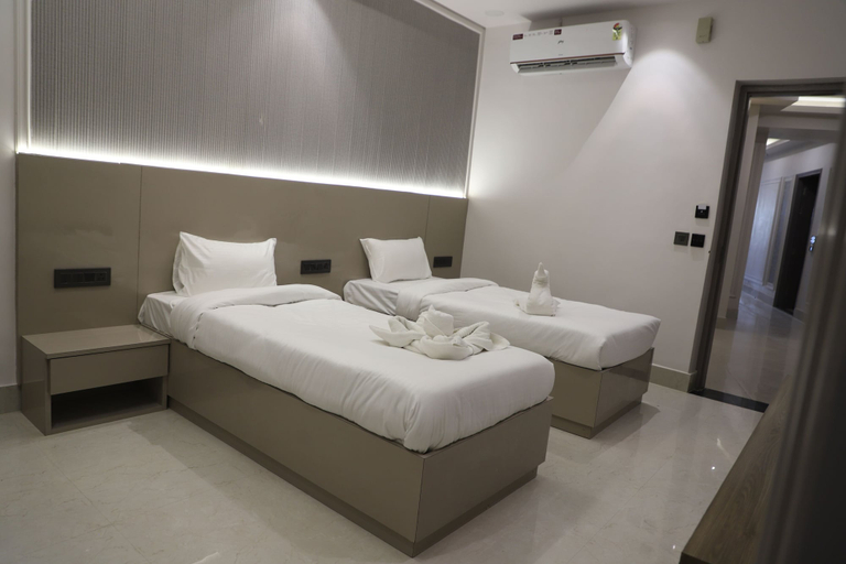 Room 4, Hotel The 9s, Sirsa