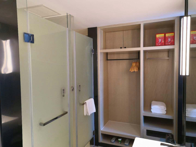 Bathroom 3, Echarm Hotel Huangguoshu Street, Anshun