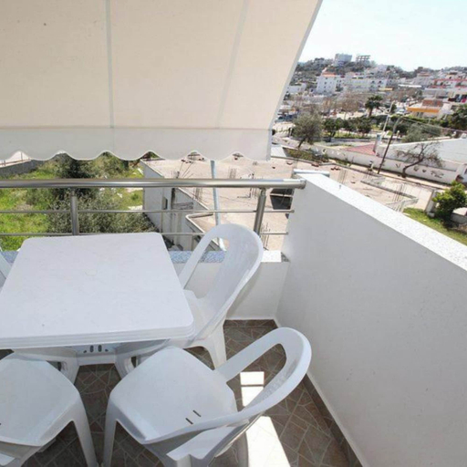 Outdoor dining 2, Vila Noah, Sarandës