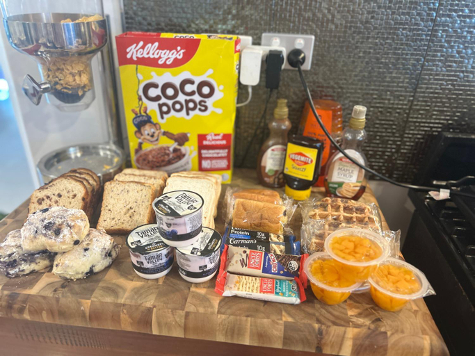 Food & Drinks 5, Whitfords Garden Retreat, Joondalup