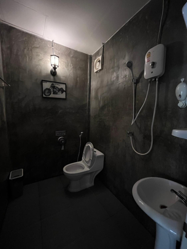 Bathroom 4, Baanmaneerat บ้านมณีรัตน์ เกาะล้าน, Pattaya