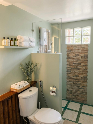 Bathroom 2, D Mountain Beach Resort - Beachfront , Abra de Ilog